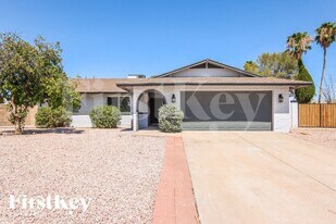 3802 W Juniper Ave in Phoenix, AZ - Building Photo