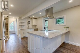 234 Laclie St in Orillia, ON - Building Photo - Building Photo