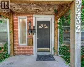 2430 First St in Burlington, ON - Building Photo - Building Photo