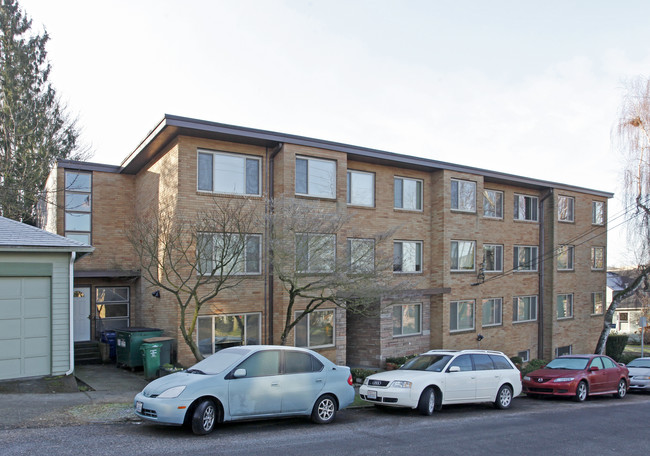 Wakefield Manor in Seattle, WA - Foto de edificio - Building Photo