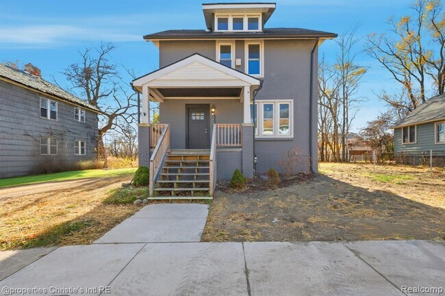 1953 Brighton St in Highland Park, MI - Building Photo - Building Photo