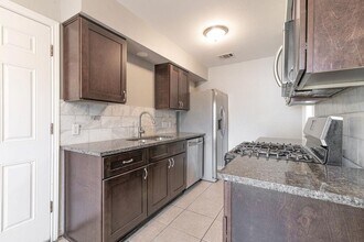 1810 Nicole Cir in Round Rock, TX - Building Photo - Building Photo