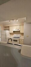 3034 Parkway Blvd, Unit 3034 UNIT 302 in Kissimmee, FL - Building Photo - Building Photo