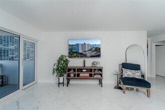 2100 S Ocean Dr in Fort Lauderdale, FL - Building Photo - Building Photo