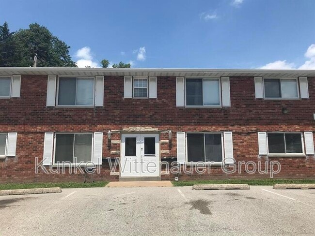 property at 1705 Jamestown Rd