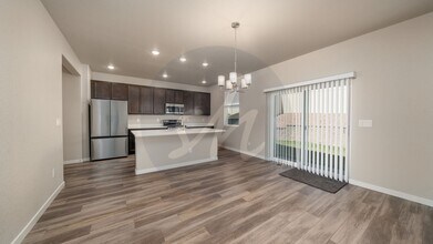 5233 Roundhouse Dr in Colorado Springs, CO - Building Photo - Building Photo