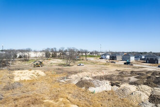 Majestic Oaks in San Antonio, TX - Building Photo - Building Photo