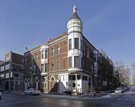 2000-2010 N Clifton Ave in Chicago, IL - Building Photo - Building Photo