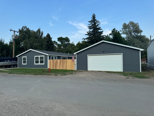 property at 9 Park Dr