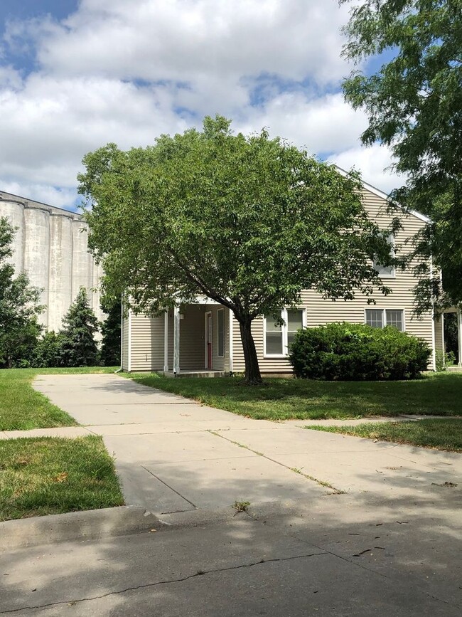 property at 1843 Whittier St