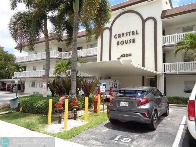property at 4200 Crystal Lake Dr