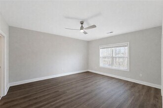 1375 Walking Wy in Atlanta, GA - Building Photo - Building Photo