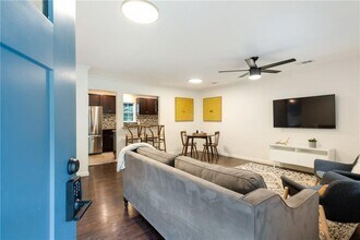 605 Orland Blvd in Austin, TX - Building Photo - Building Photo