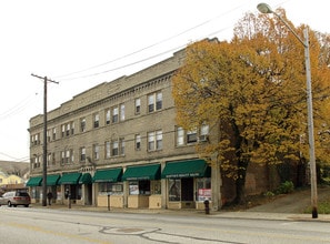 13433 Detroit Ave in Lakewood, OH - Building Photo - Building Photo