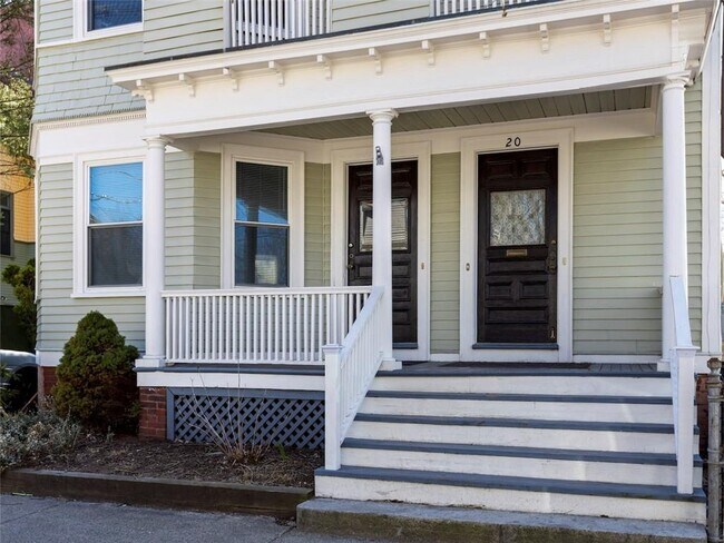 18 Meader St in Providence, RI - Building Photo - Building Photo