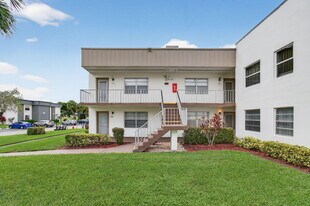 406 Piedmont I in Delray Beach, FL - Building Photo