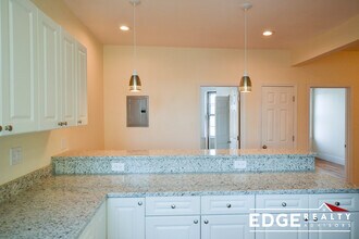 1872 Commonwealth Ave, Unit 14 in Boston, MA - Foto de edificio - Building Photo