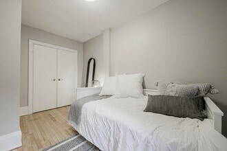 Vaughan Terrace in Toronto, ON - Building Photo - Building Photo