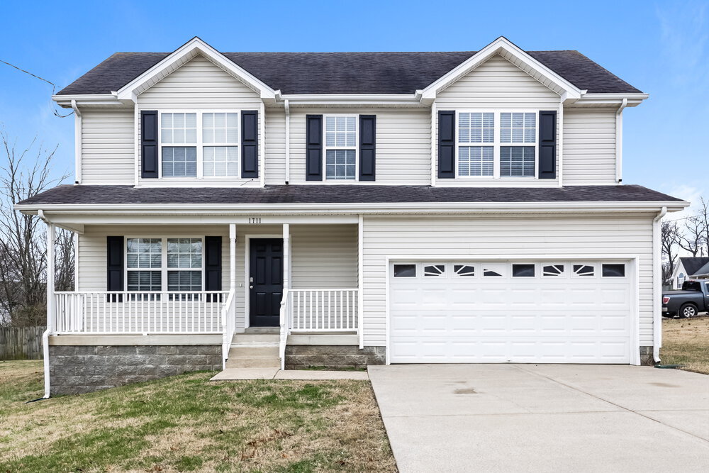 1711 Luton Dr in La Vergne, TN - Building Photo
