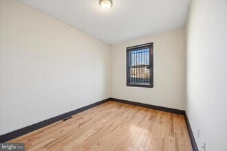 1709 Arlington St in Philadelphia, PA - Building Photo - Building Photo