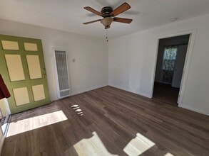 386 Wall St in Ventura, CA - Building Photo - Building Photo