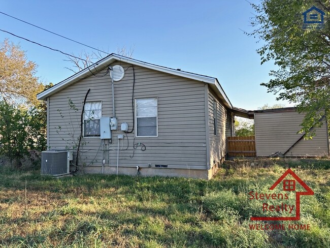 1507 SW Oklahoma Ave in Lawton, OK - Building Photo - Building Photo