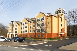 Furnished Studio - West Mifflin