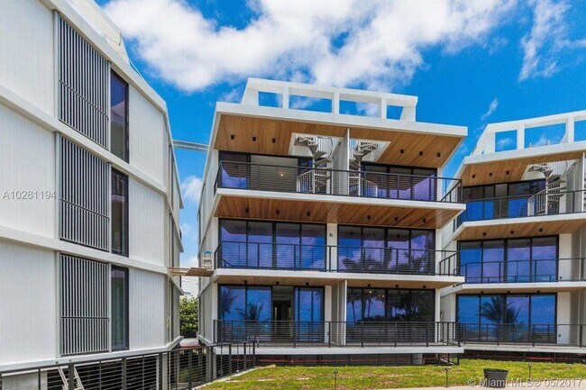 106 Inlet Way-Unit -304 in West Palm Beach, FL - Building Photo - Building Photo