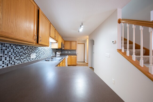 557 French Ln in Dundas, MN - Building Photo - Building Photo