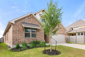 1104 Spring Gulch Ln in Georgetown, TX - Building Photo - Building Photo