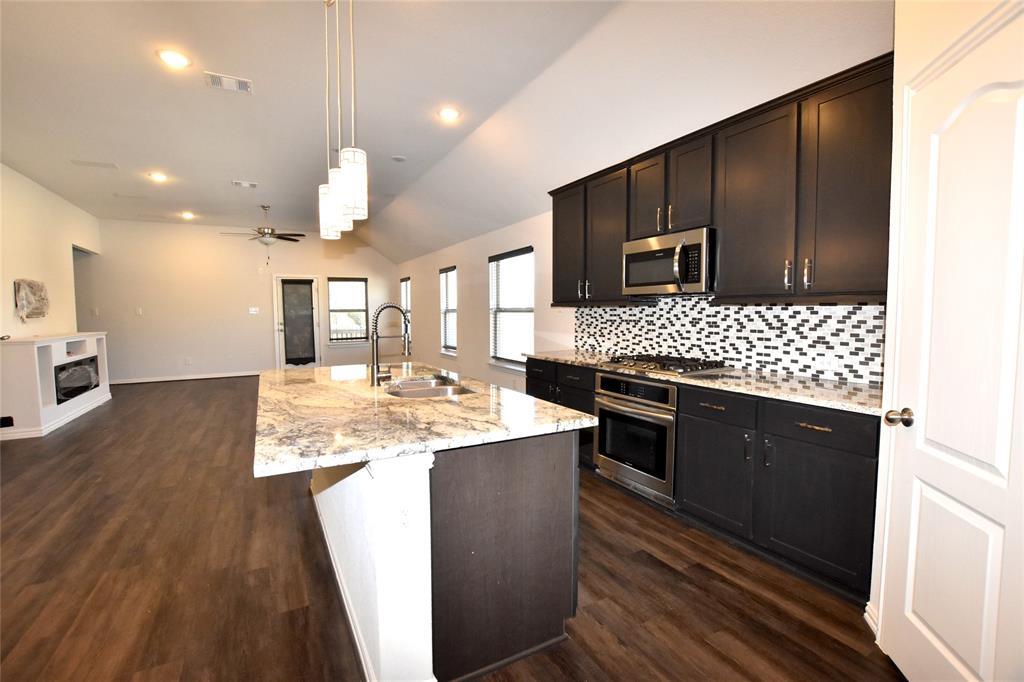 1501 Sibley Wy in Leander, TX - Building Photo