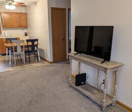 114 Wright Dr in North Utica, IL - Building Photo - Building Photo