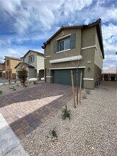 9629 Spyglass Run Ave in Las Vegas, NV - Building Photo - Building Photo