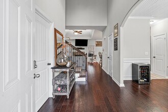 632 Hidden Valley Dr in Clarksville, TN - Building Photo - Building Photo