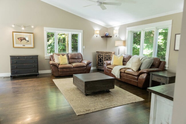 8212 Bennett Rd in Williamsburg, MI - Building Photo - Building Photo