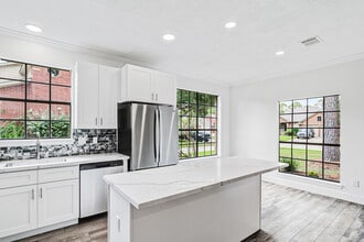 14507 Sycamore Lake Rd in Houston, TX - Building Photo - Building Photo