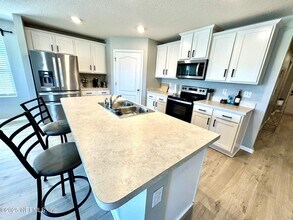3418 Cliffside Way in Green Cove Springs, FL - Building Photo - Building Photo