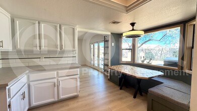 6240 E Kelton Ln in Scottsdale, AZ - Building Photo - Building Photo