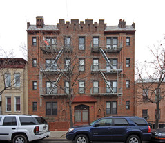 649 51st St Apartments