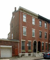 2308 Lombard St Apartments