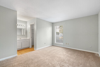 Bankside Village in Houston, TX - Building Photo - Interior Photo