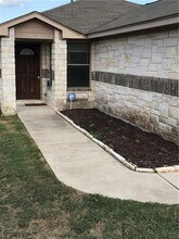 12001 Broten St in Austin, TX - Building Photo - Building Photo