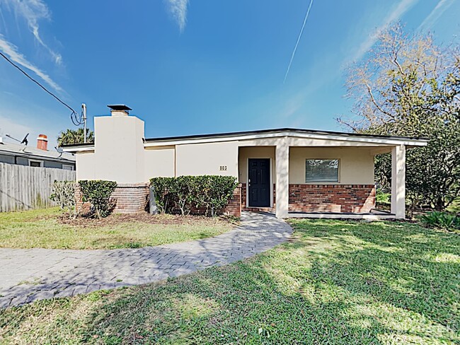 803 8th Ave N in Jacksonville Beach, FL - Building Photo - Building Photo