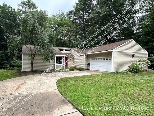 15230 Kelly St in Spring Lake, MI - Building Photo - Building Photo