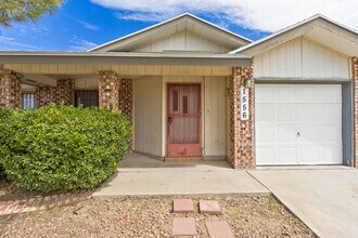 1556 Kolliker Dr in El Paso, TX - Building Photo - Building Photo