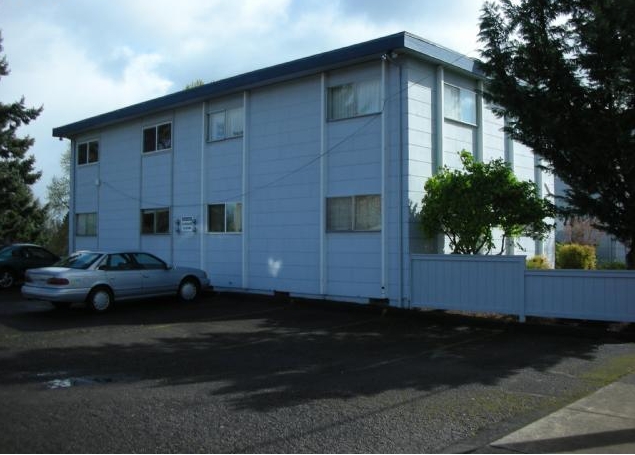 902 SE Miller Ave in Dallas, OR - Building Photo - Building Photo