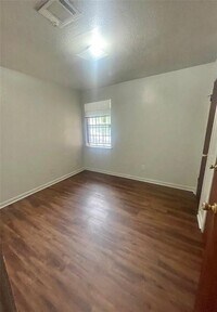 6331 Tautenhahn Rd photo'