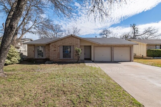 property at 815 Pack Saddle Pass
