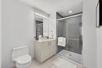 Atlantic Station West in Stamford, CT - Building Photo - Building Photo