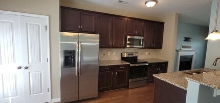 329 Watchmen Ln in Cameron, NC - Building Photo - Building Photo